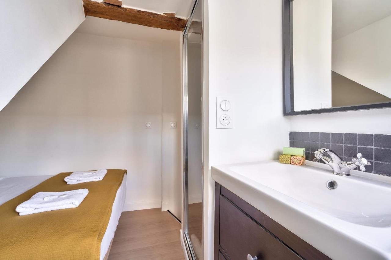 Apartment New Cocoon Duplex For 2 In The Heart Of